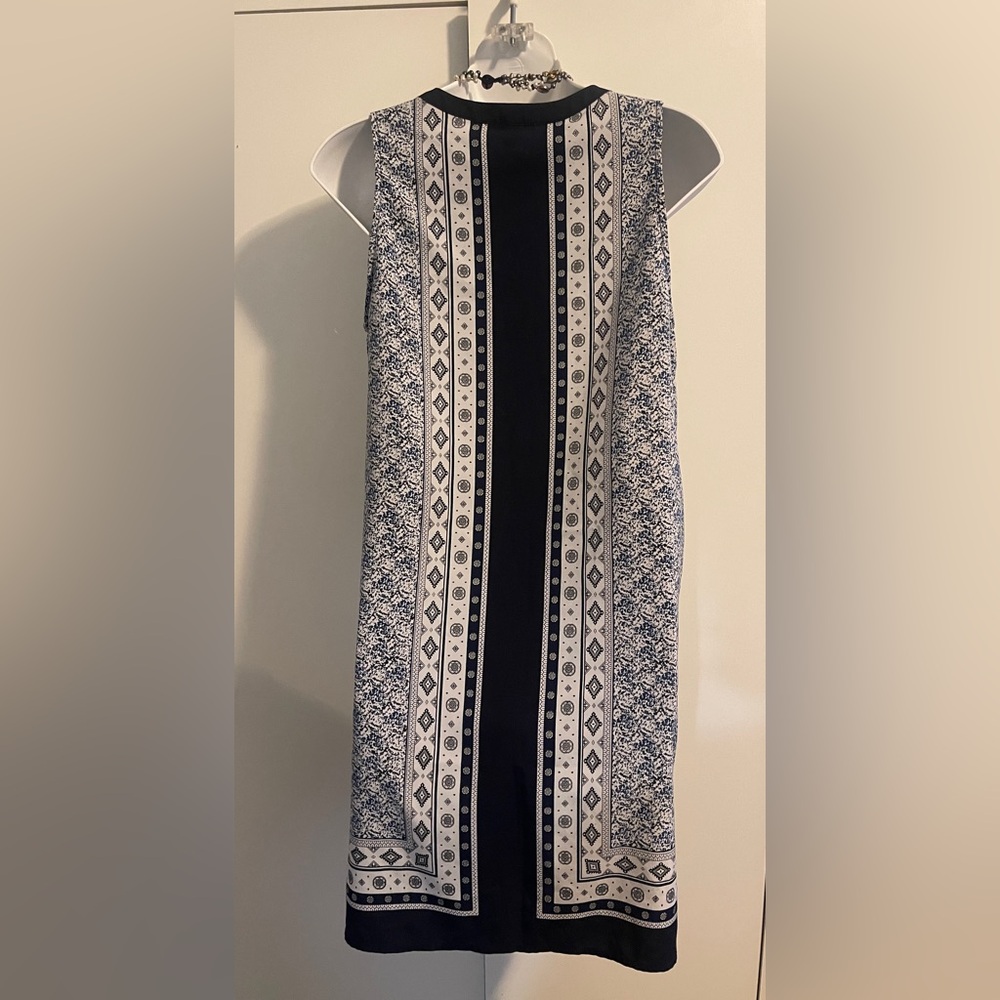 Dalia Dress Women’s Blue & White Casual Shift Dress Sleeveless Tunic - Picture 2 of 4